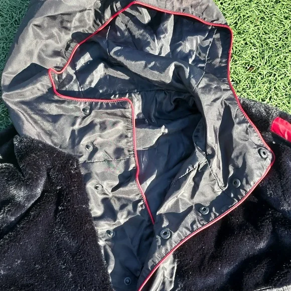 Forever 21 men's red and black hoodie, large. - Picture 3 of 10